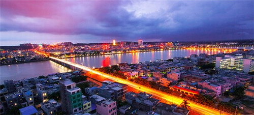台冠鸡排