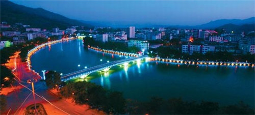 曾经走过的路都是风景的歌名（曾经走过的路dj）