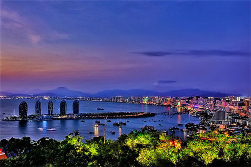 游转山湖风景区的文案（水浒传第77回读后感150字）